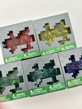 Minecraft Jelly Cubes, Squish Squeezable Stress Reliever Novelty Fidget Toy (x5)